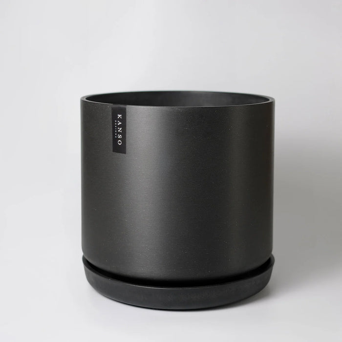 Empty black Kuro planter with tray